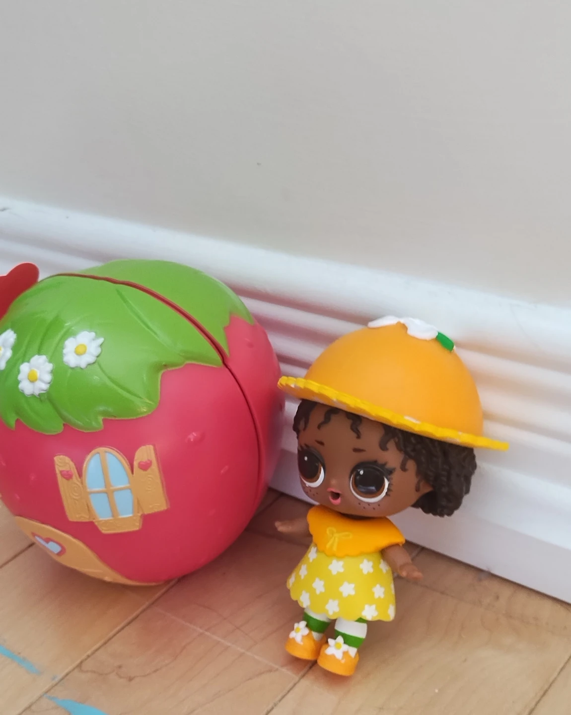 LOL Surprise! O.M.G. doll from the Strawberry Shortcake collab - photo 2