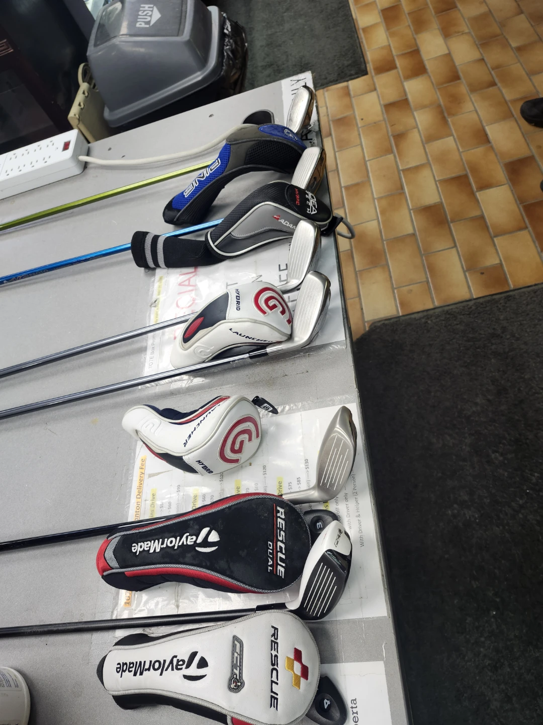 Lefty Golf Club Set with Headcovers