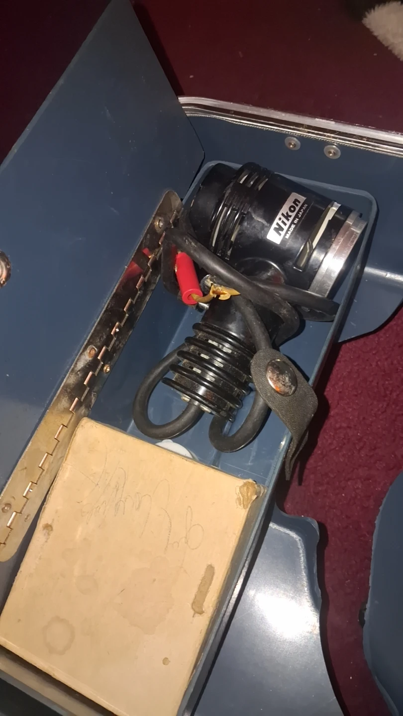 Working Vintage Nikon Japan 70101 Microscope - photo 5