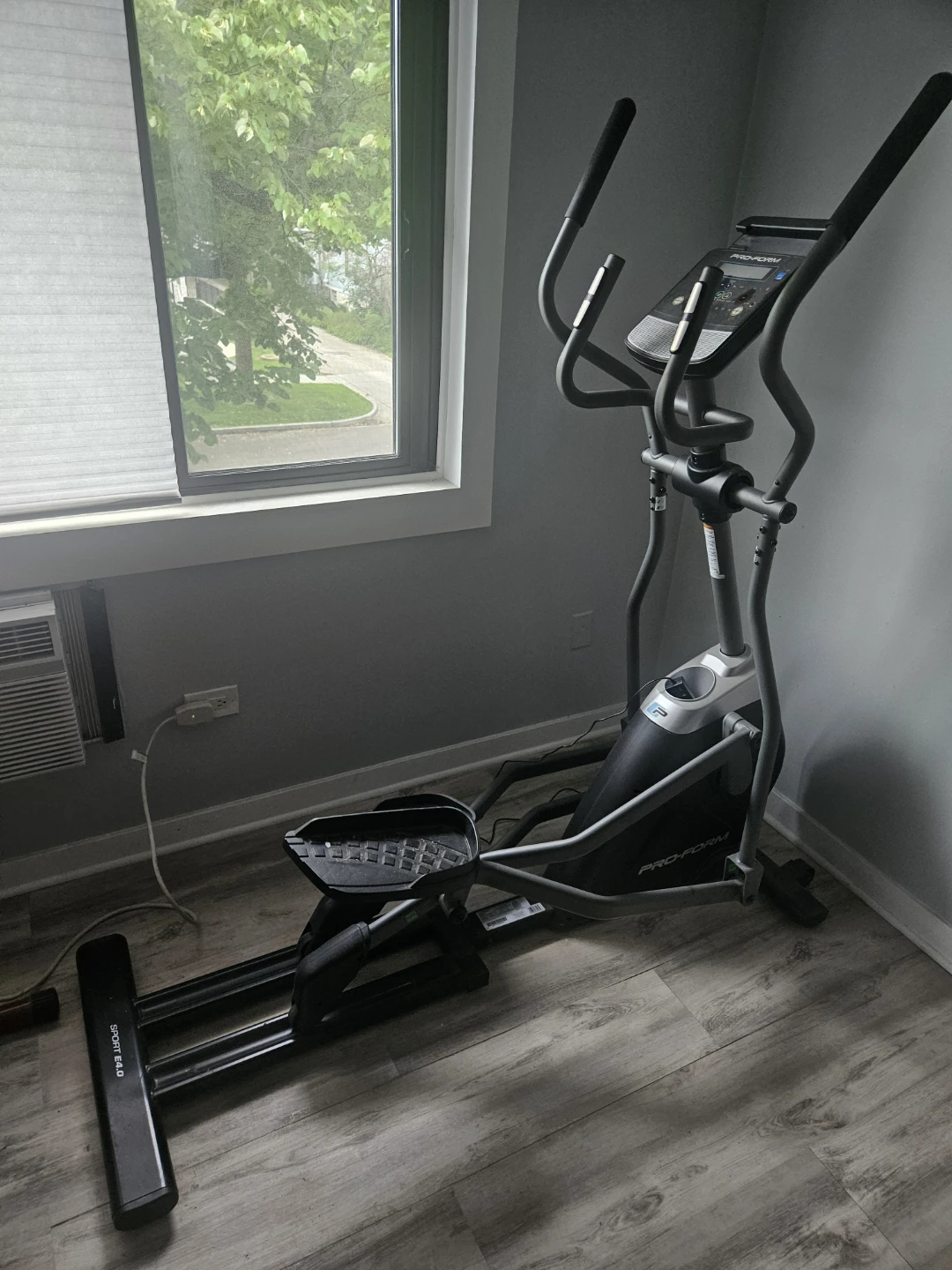 ProForm Sport E4.0 Elliptical Machine
