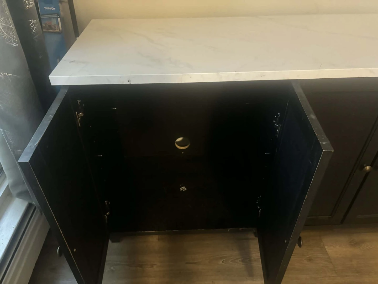 Glass Aquarium Tank with Stand - photo 3