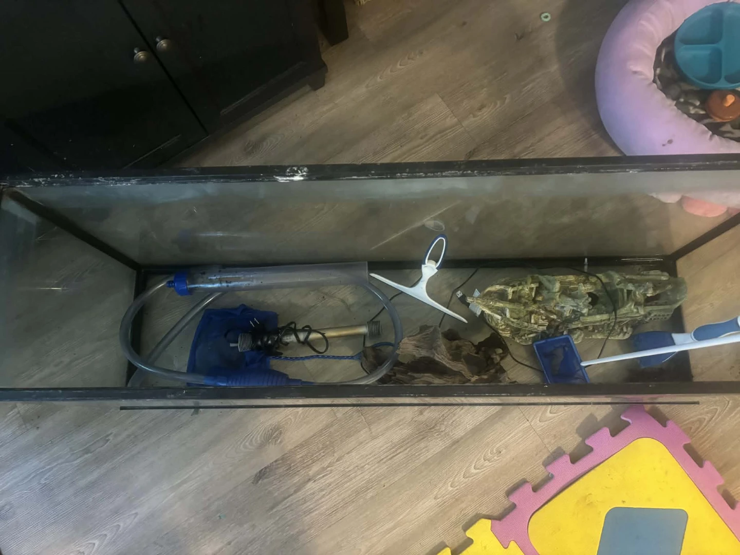 Glass Aquarium Tank with Stand - photo 5