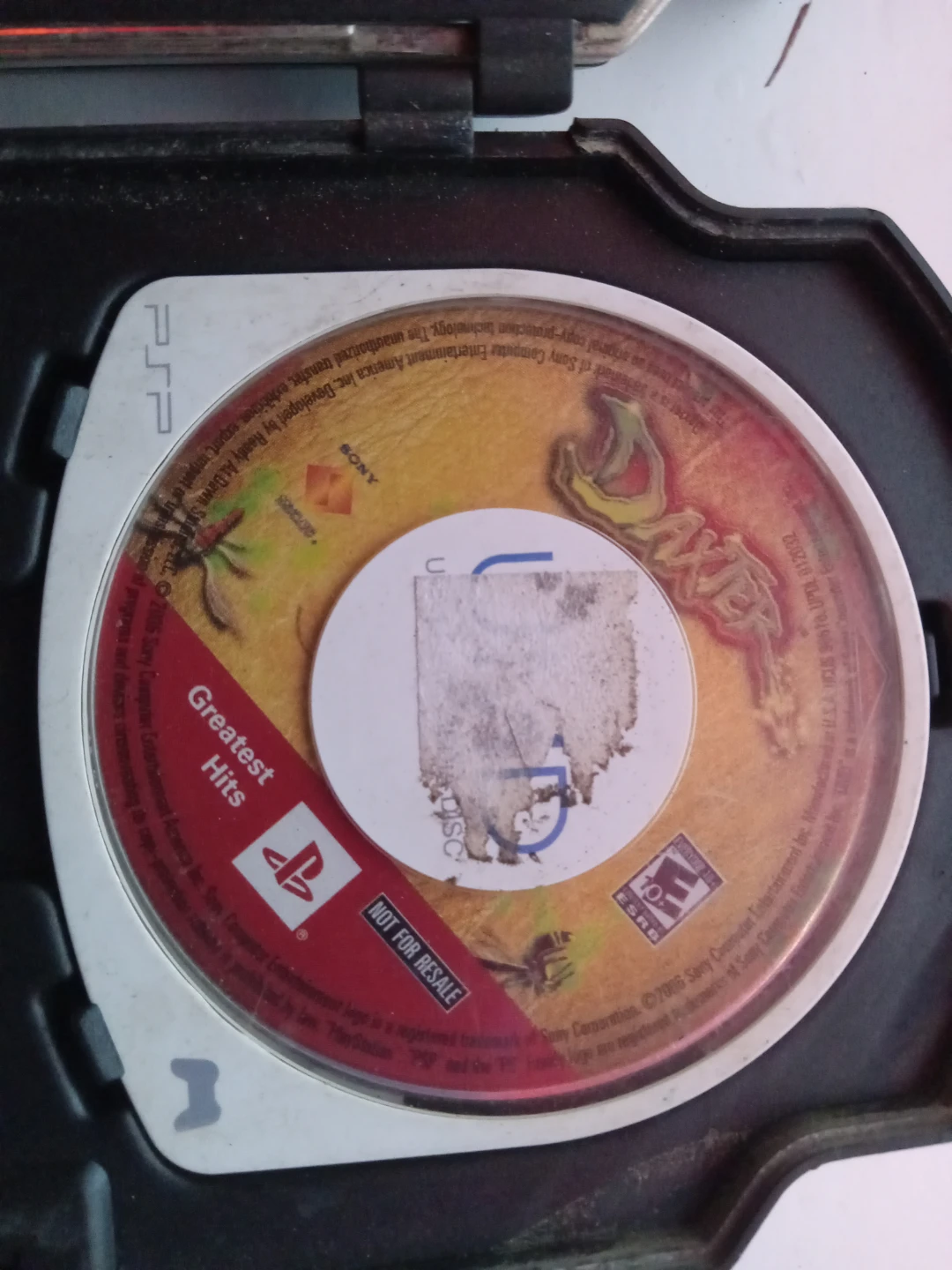 PSP case and games - photo 3