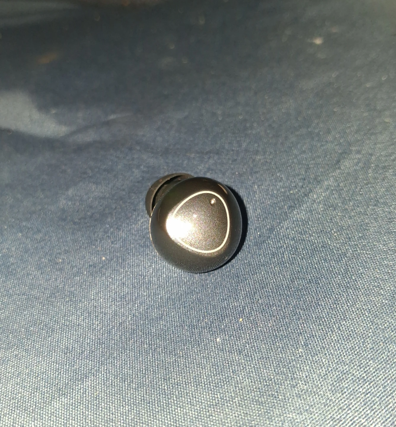 Samsung Galaxy  Bud+ (right) - photo 5