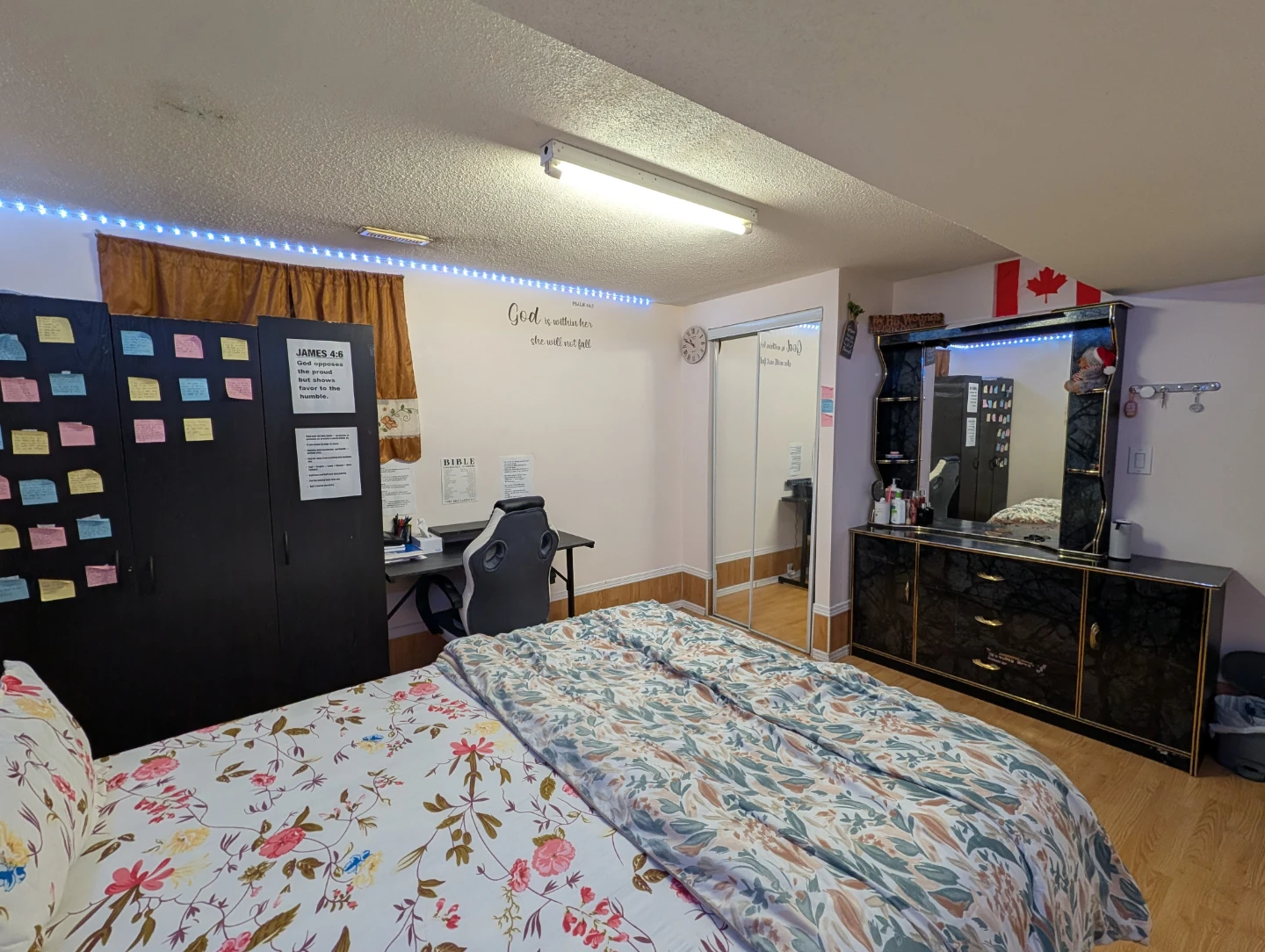 Fully furnished 1-bedroom basement. - photo 4