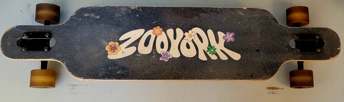 39" Cut Out Zoo York Long Board (32087576)