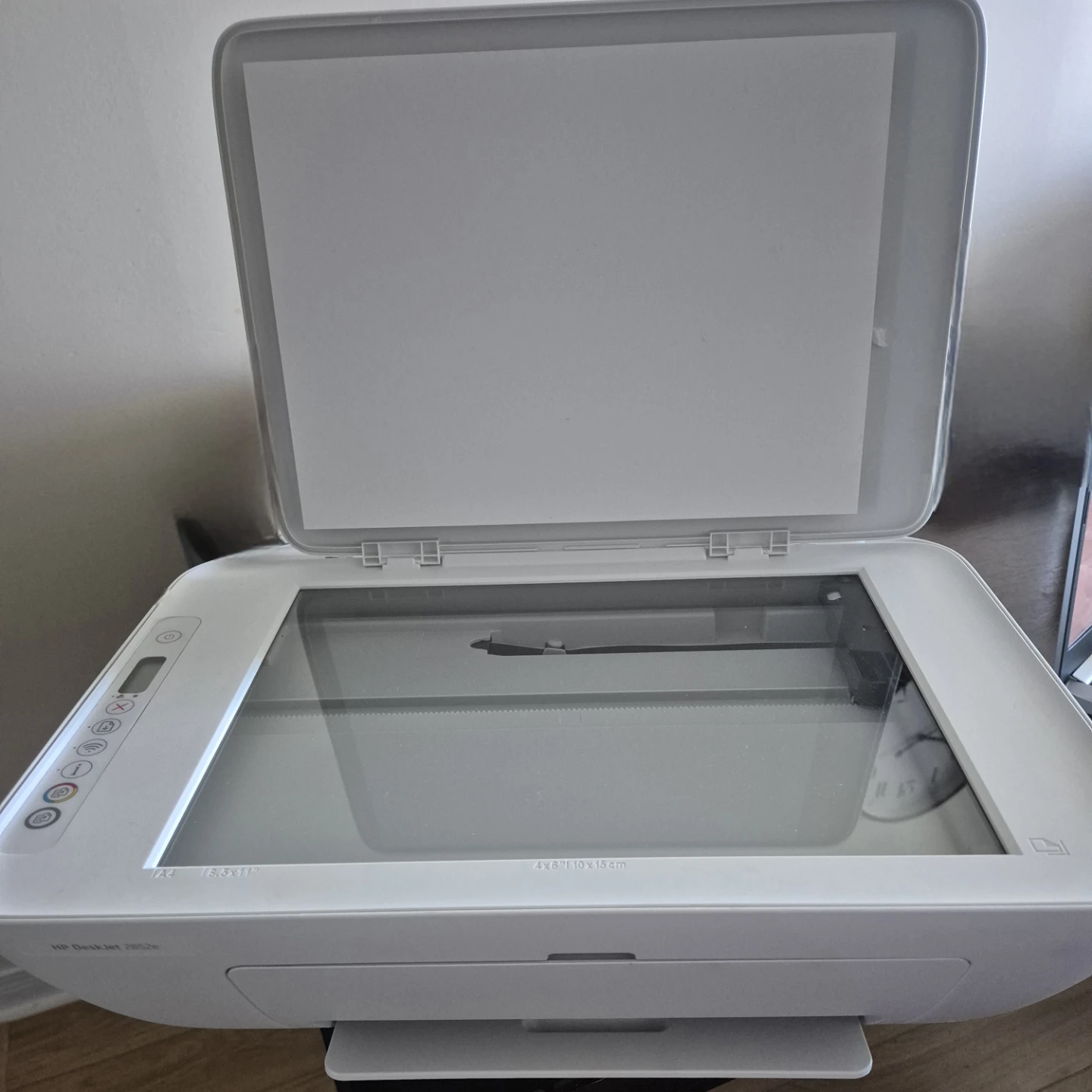 Hp printer with printer pages. - photo 2