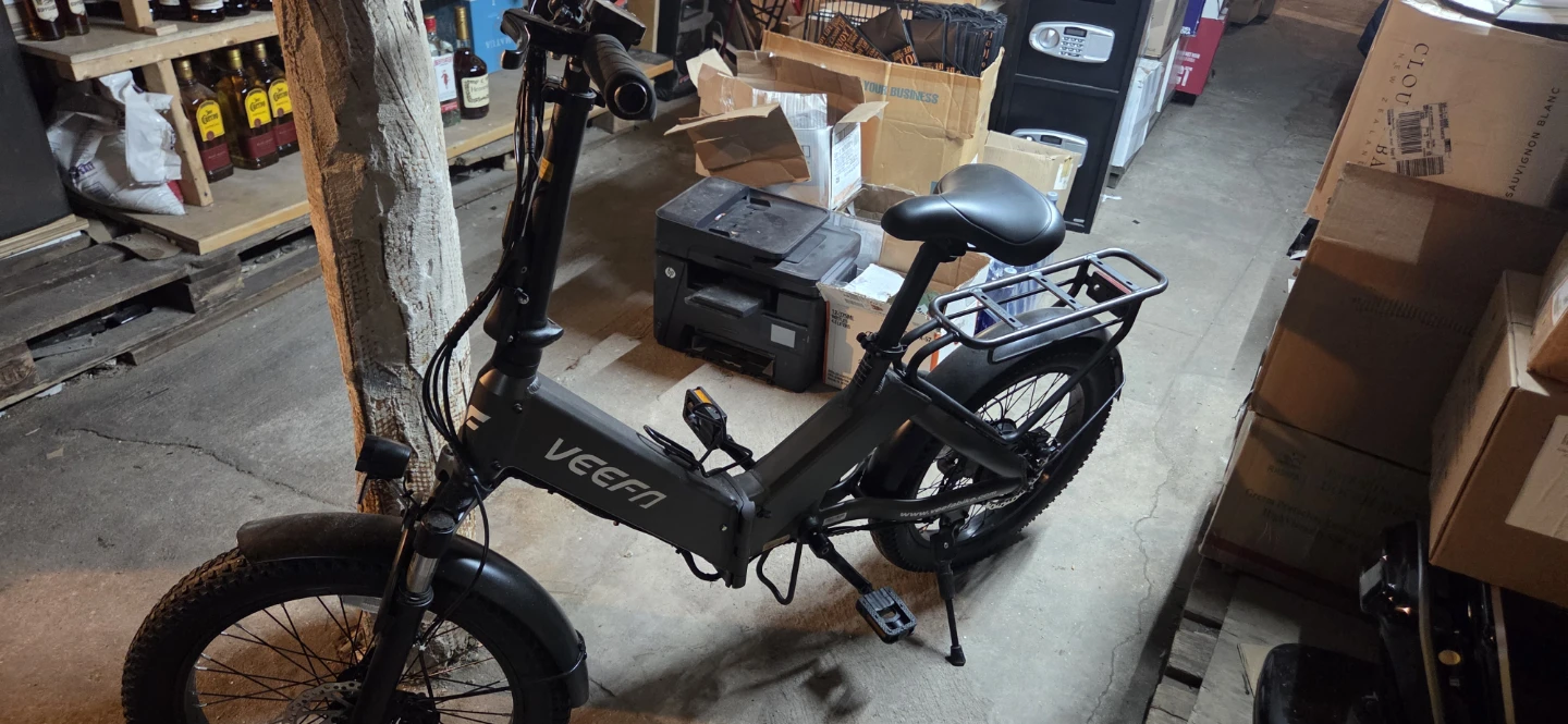 VEEFN Electric Folding Fat Tire Bike - photo 2