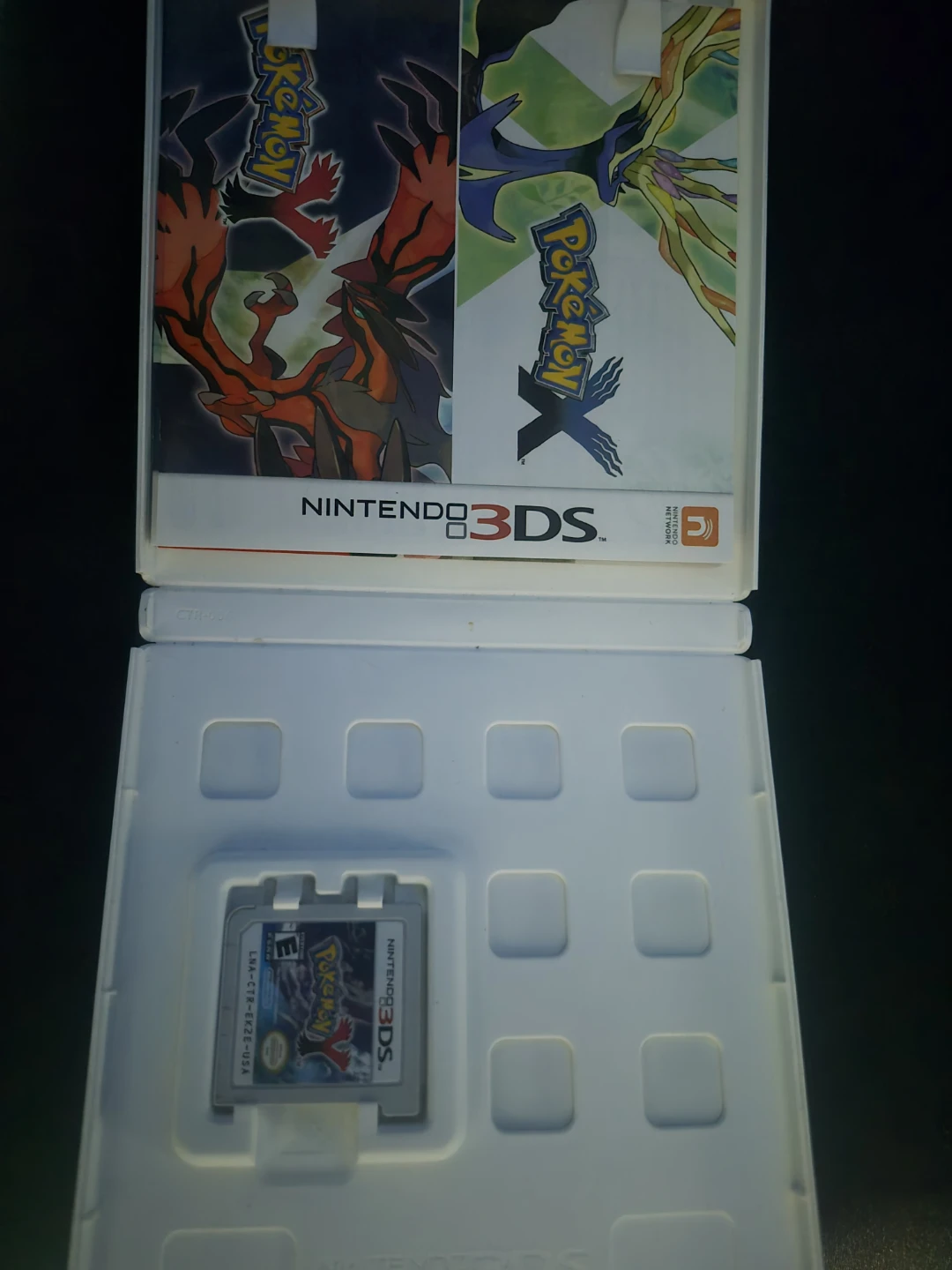 Pokemon Y Nintendo 3DS Game - photo 2