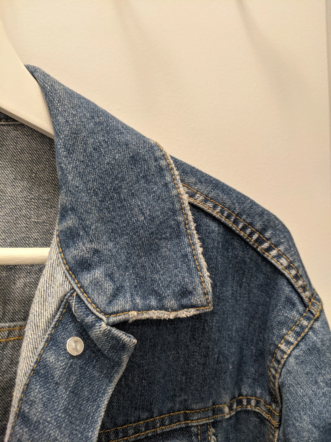Forever 21 Classic Denim Jacket - photo 4