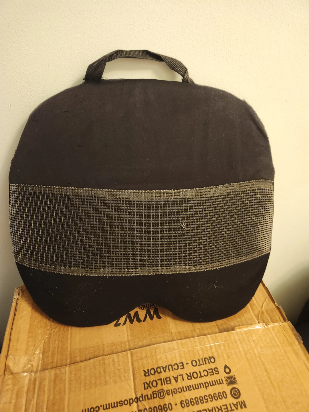 Black Lumbar Support Cushion - photo 2