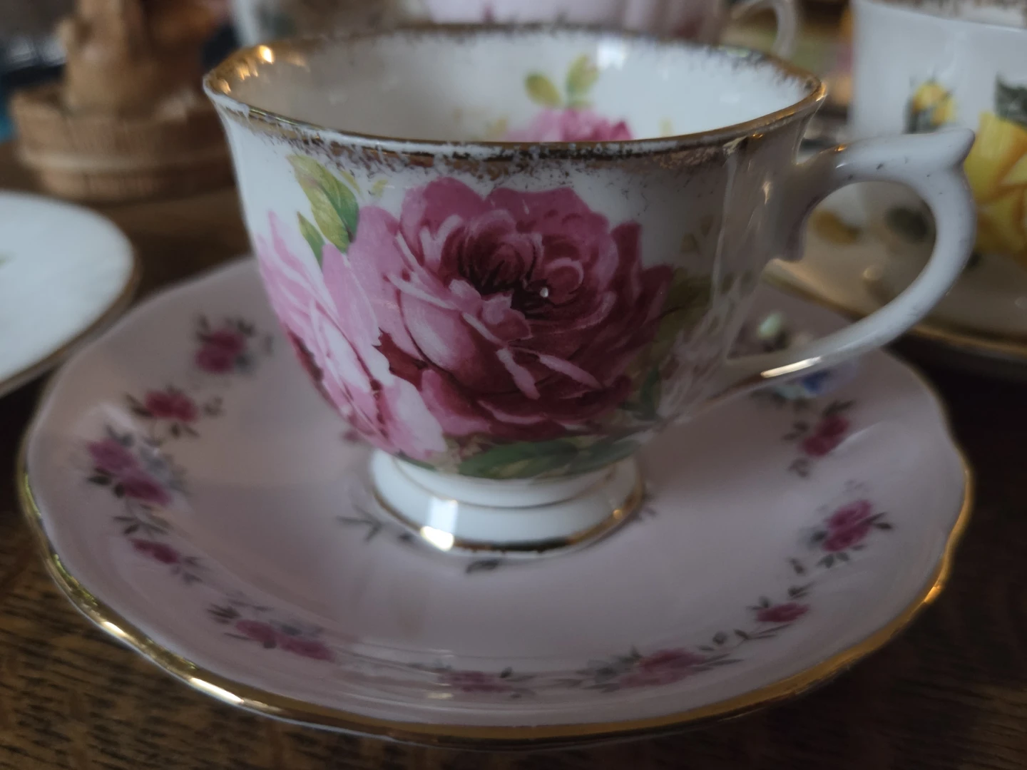 Antique Royal Albert Bone in China - photo 3