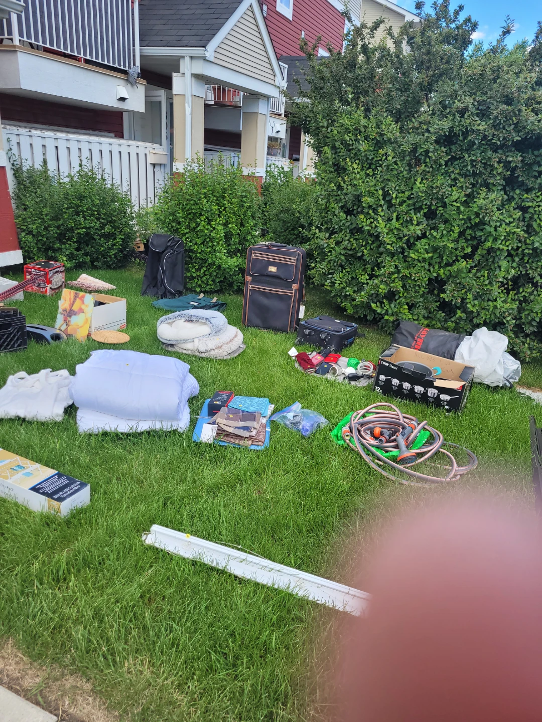 Yard sale - photo 3