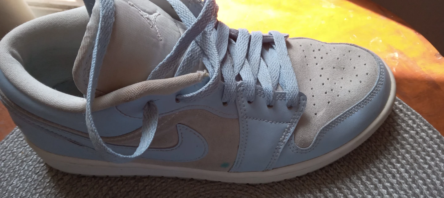 Jordan 1 Mid SE - photo 2