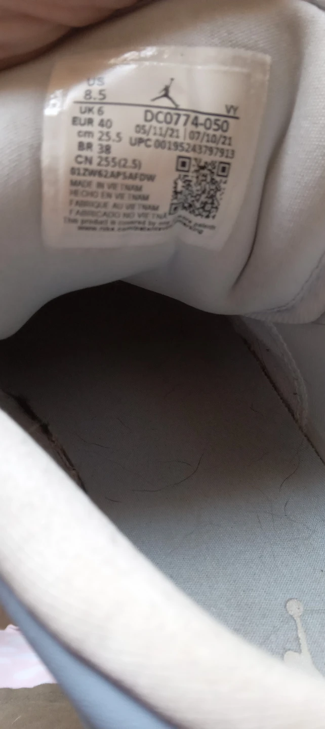 Jordan 1 Mid SE - photo 4