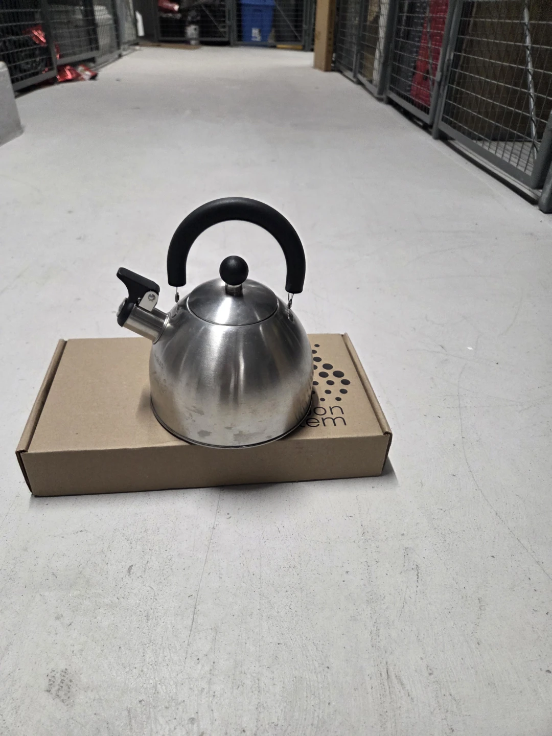 Stainless Steel Whistling Kettle - photo 2