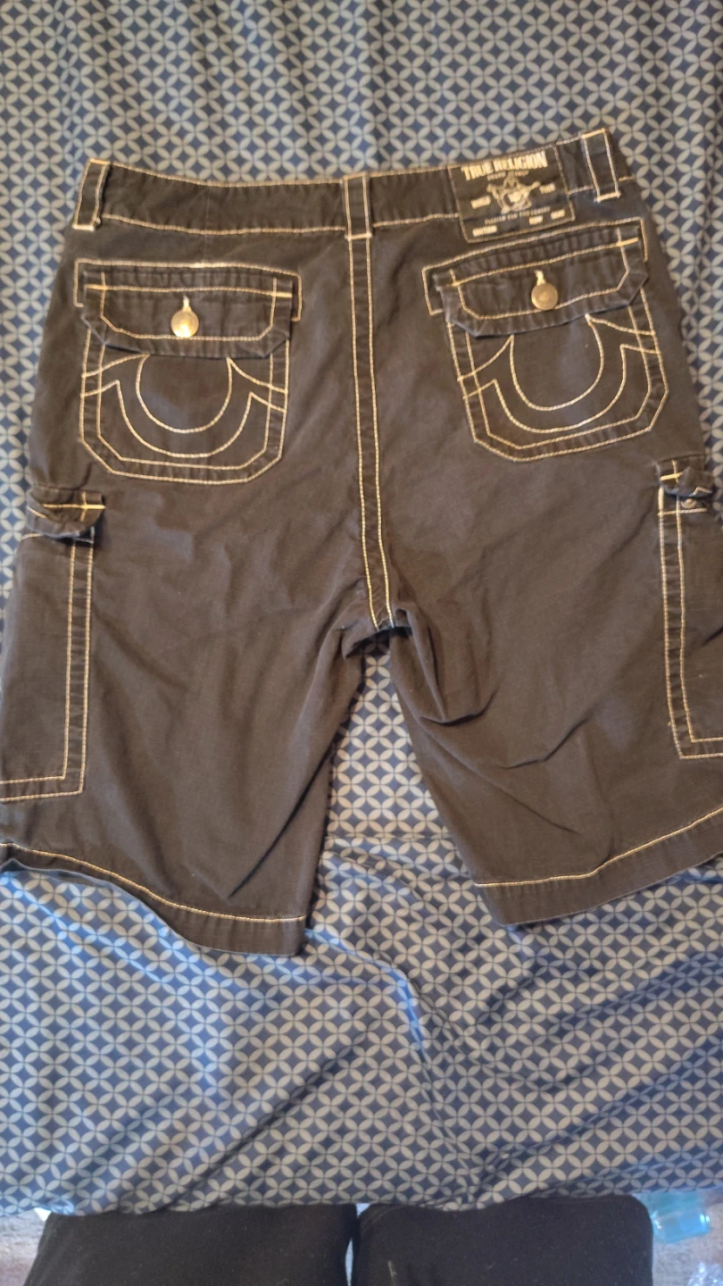 True Religion Cargo jorts or Shorts Size 30