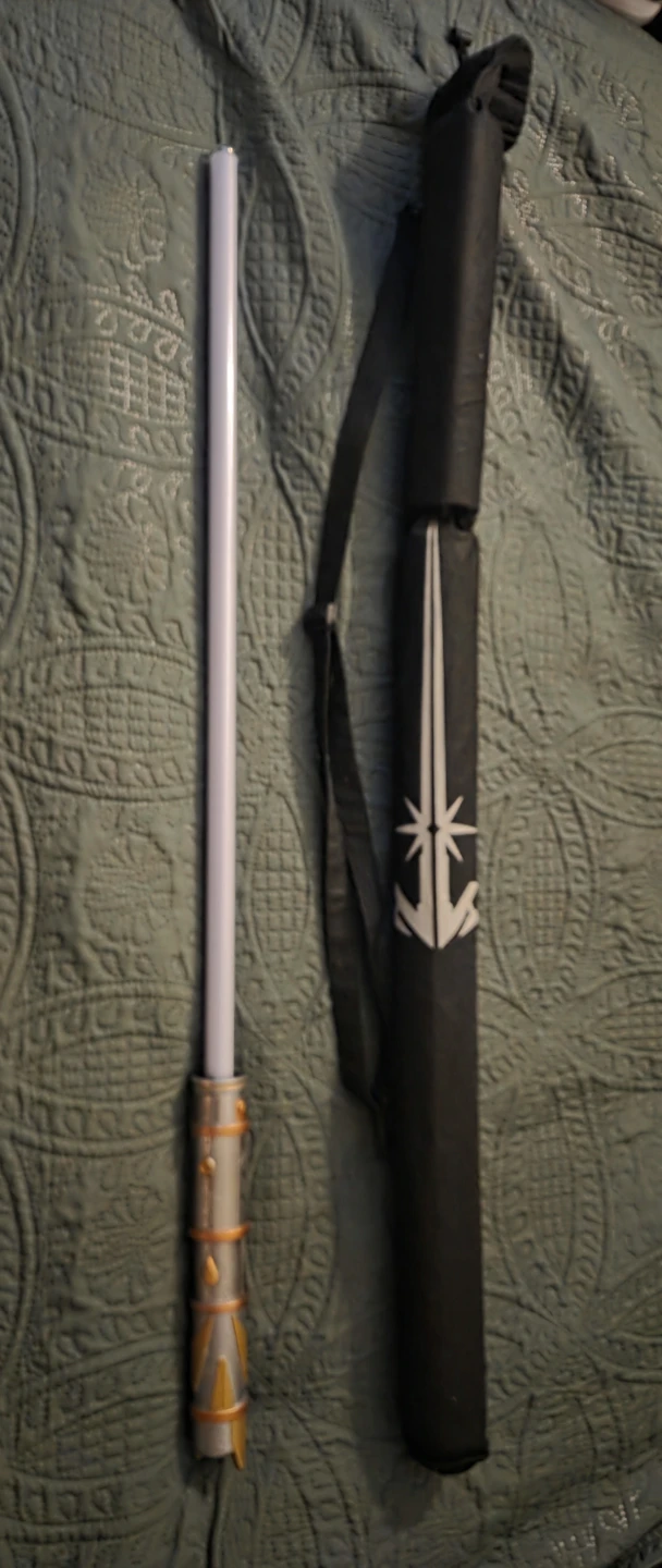 Galaxy's edge Lightsaber + Carrying Case