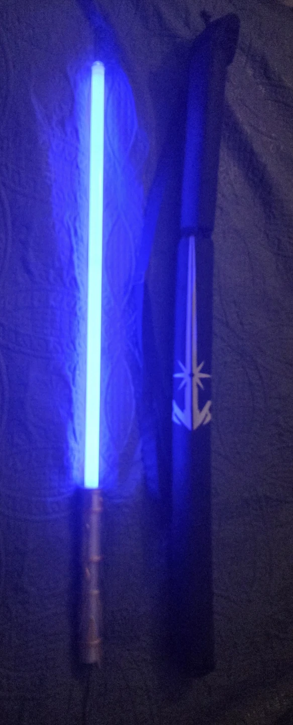 Galaxy's edge Lightsaber + Carrying Case - photo 2