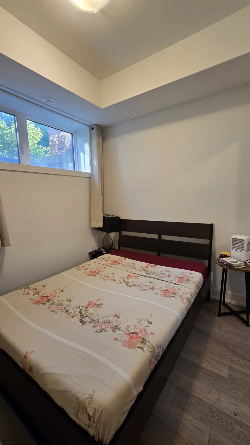 Double Bed Frame + Mattress + Bedside Table - photo 2