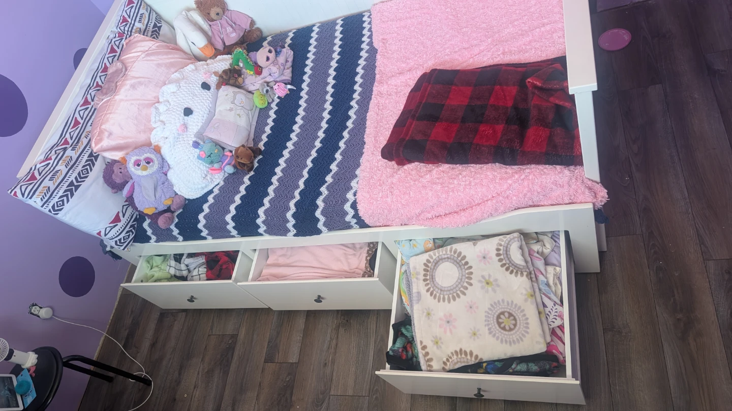 Ikea Hemnes daybed - twin to king - photo 5