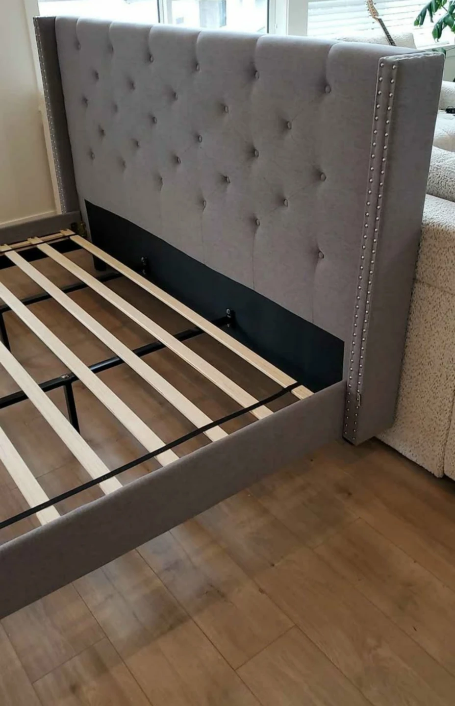 LIKE NEW King Grey Upholstered Tufted Wingback Bed Frame - photo 3