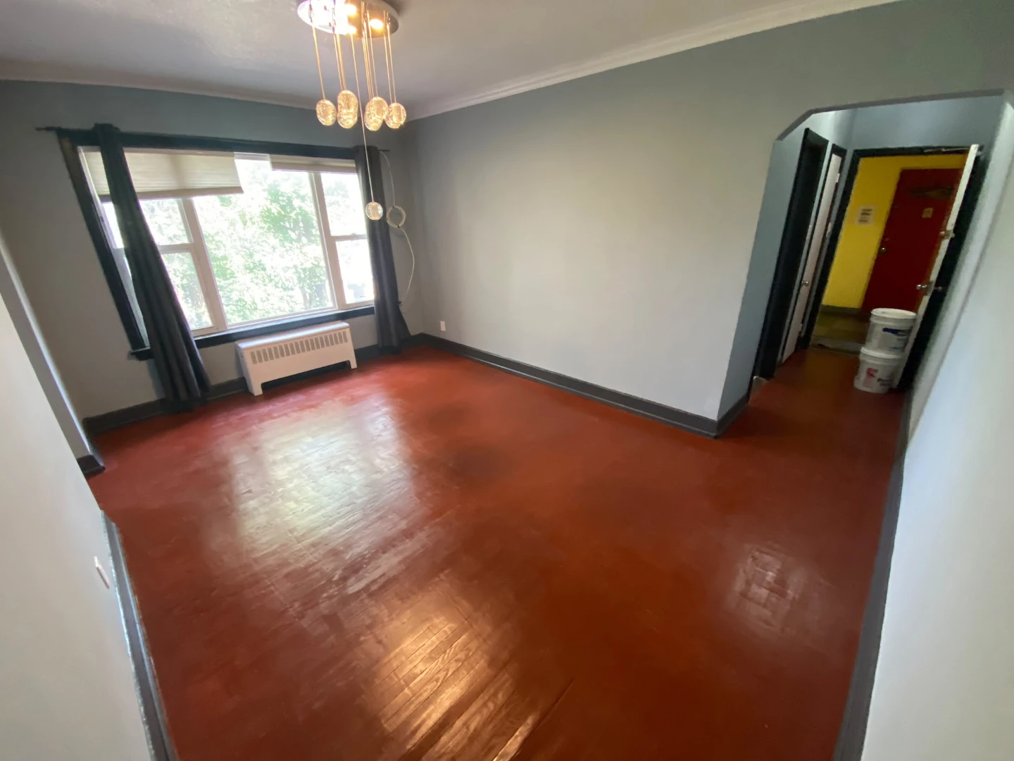 2 bedroom 1 bathroom apartment for rent