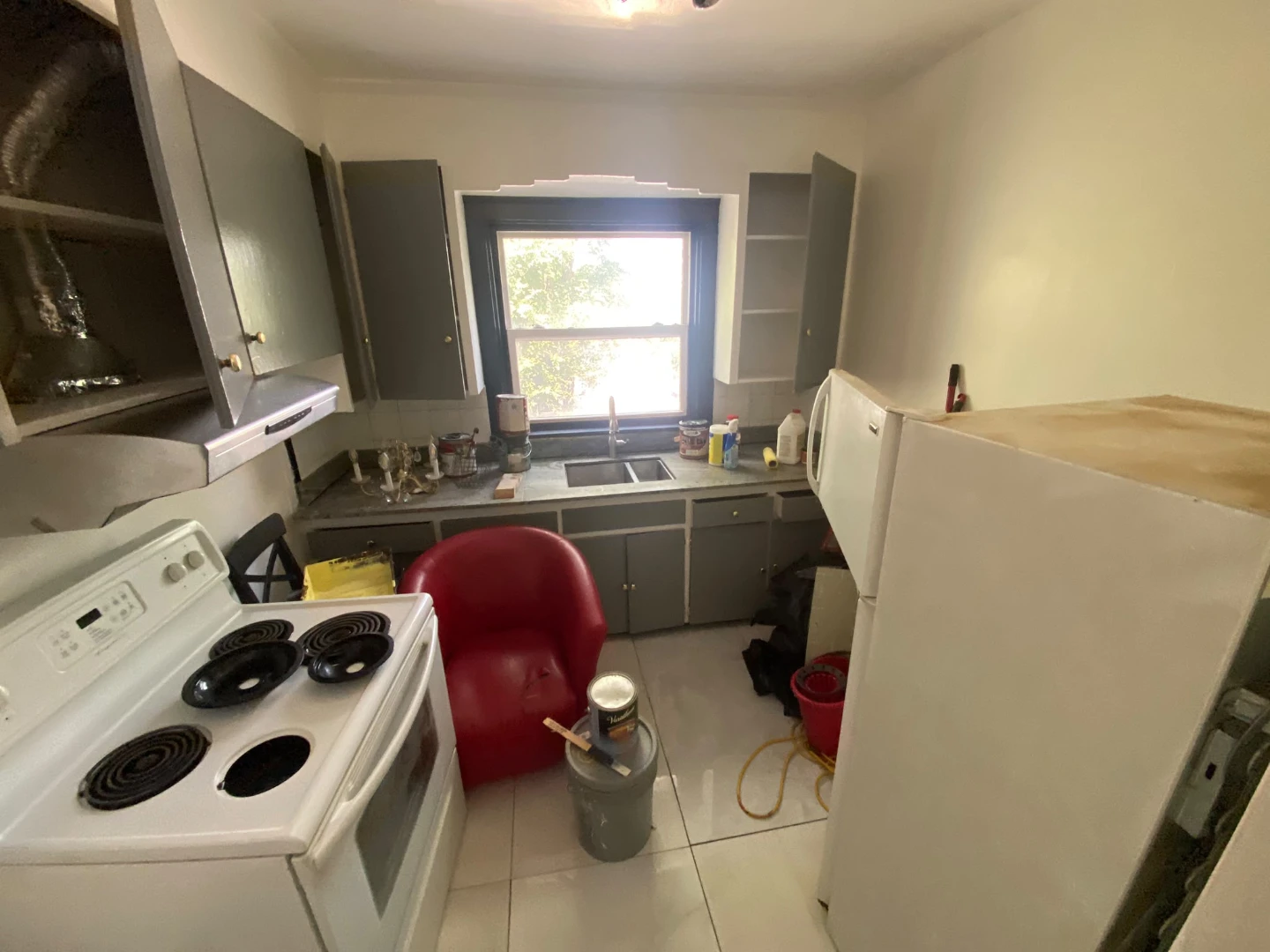 2 bedroom 1 bathroom apartment for rent - photo 3