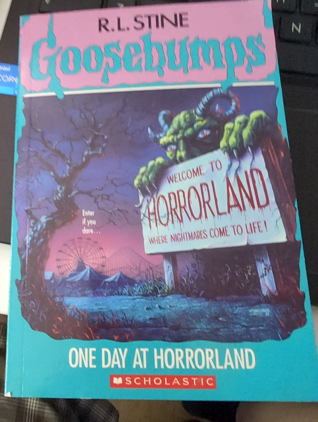 Goosebumps: One Day at HorrorLand by R.L. Stine