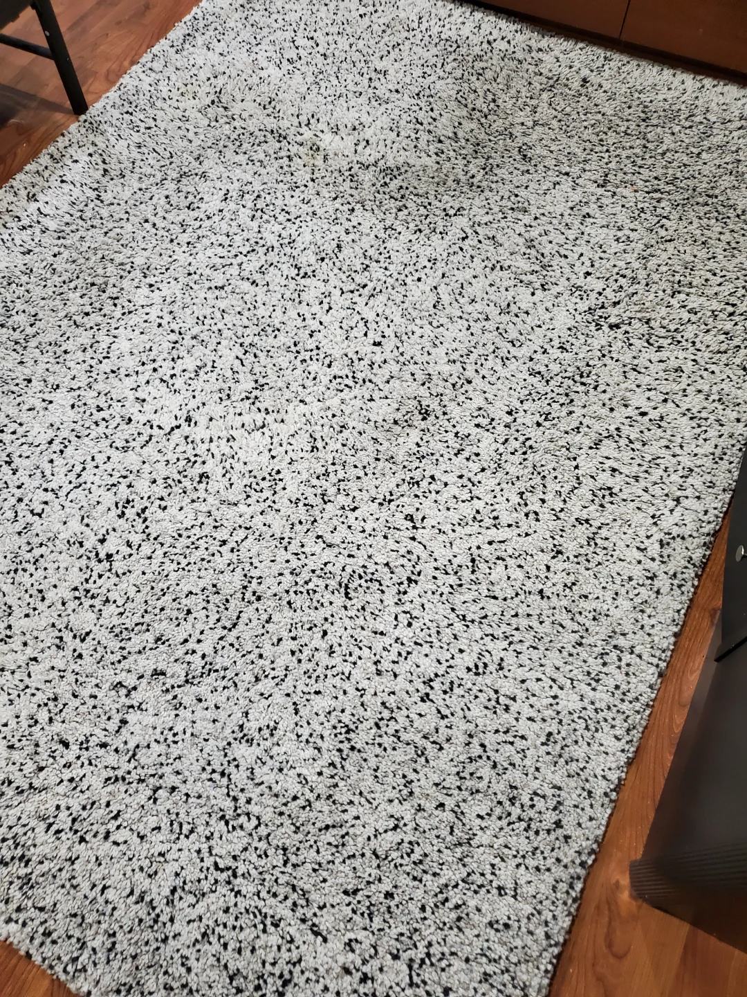 5'7 x 7'7 IKEA VINDUM High-Pile Rug - photo 2