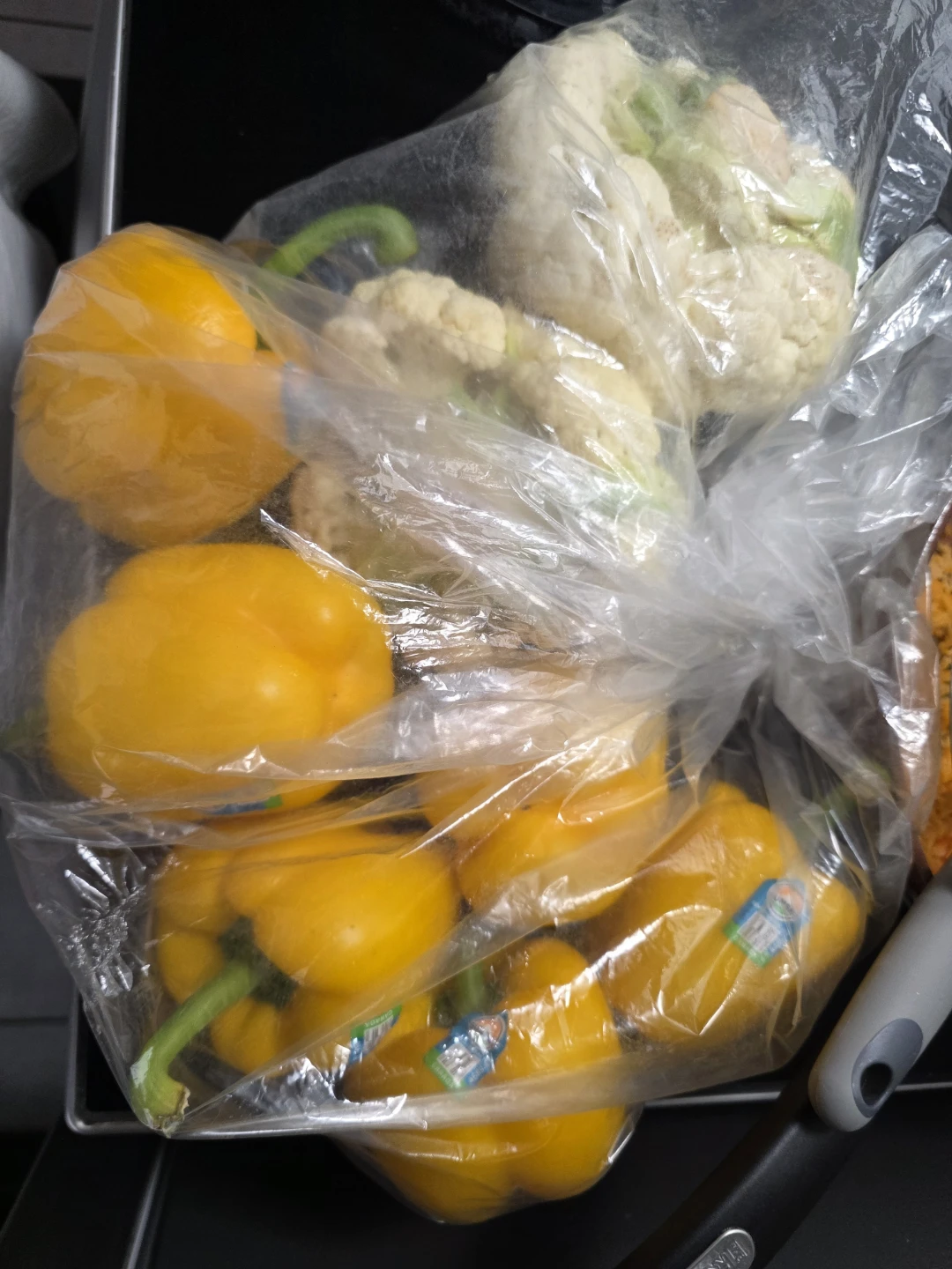 Yellow Bell Peppers and Cauliflower