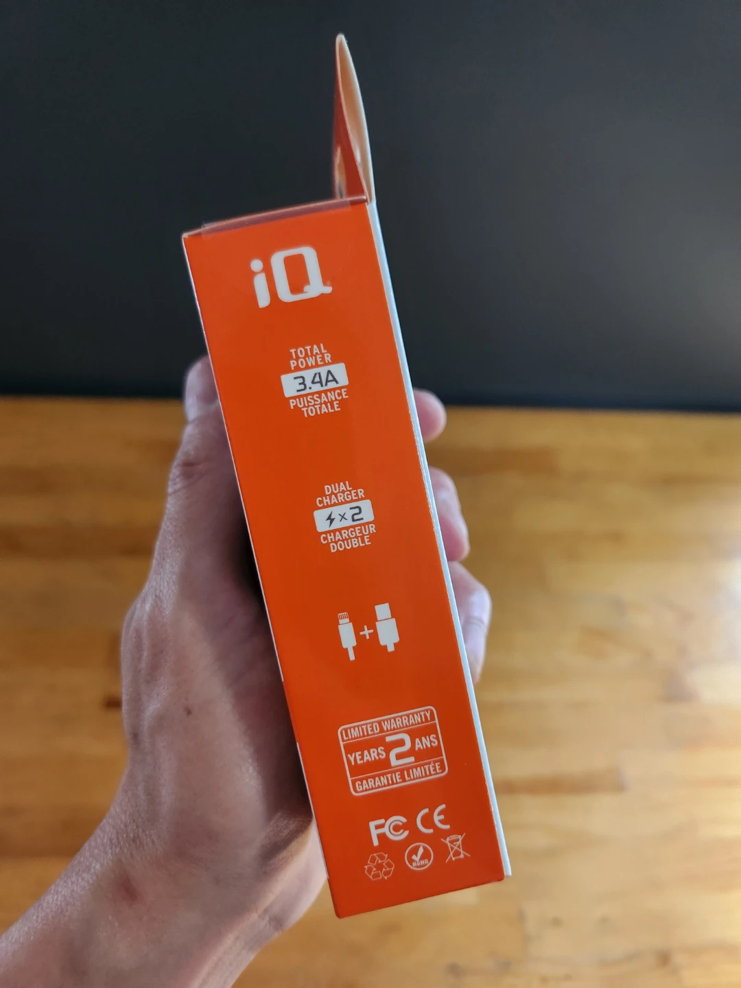 iQ Lightning Dual Rapid In-Car Charger for Apple Devices - photo 2