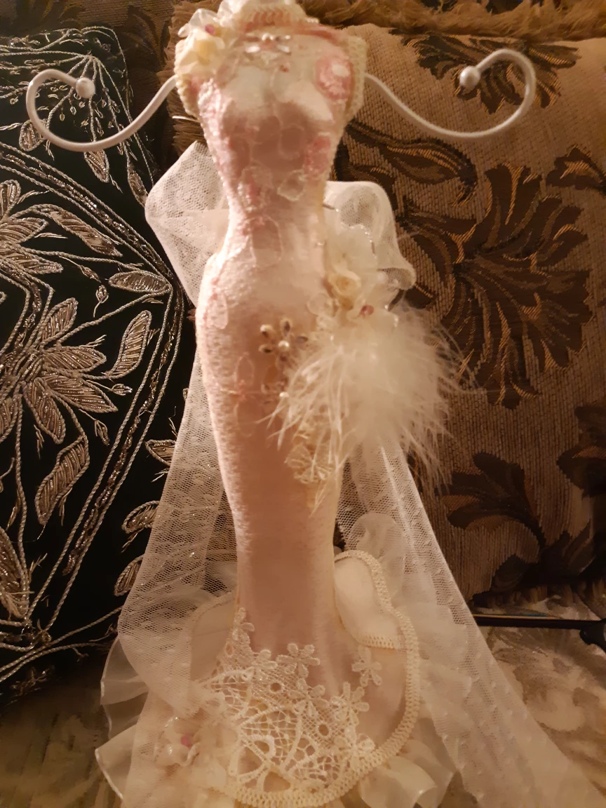 Pink Lace Dress Jewelry Holder - photo 3