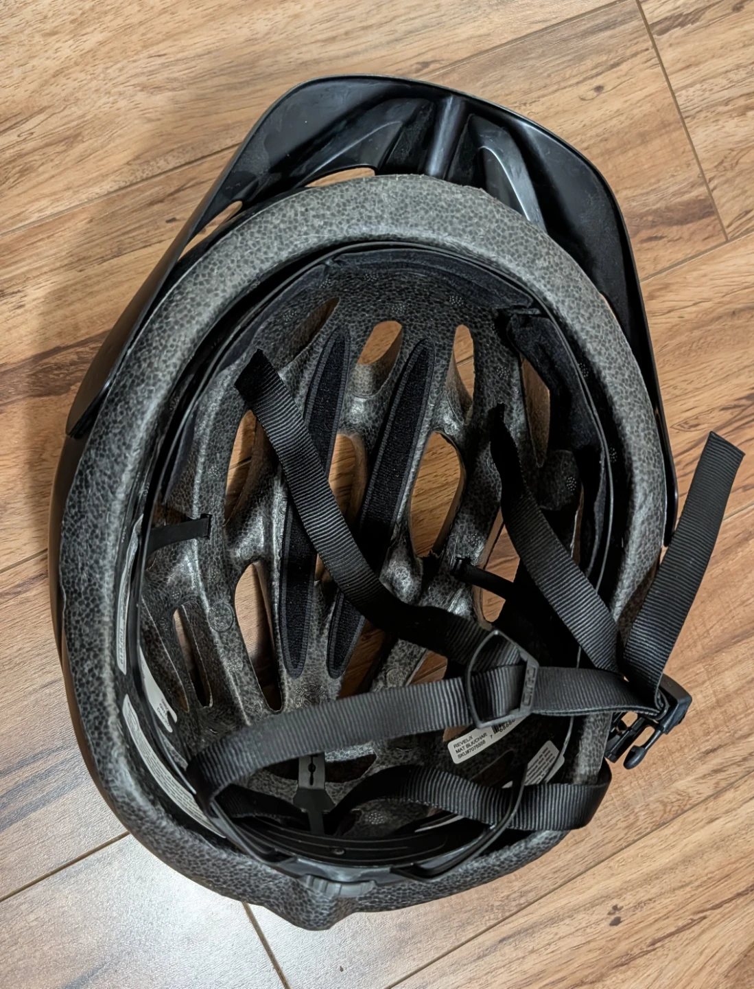 Giro bike helmet - photo 2