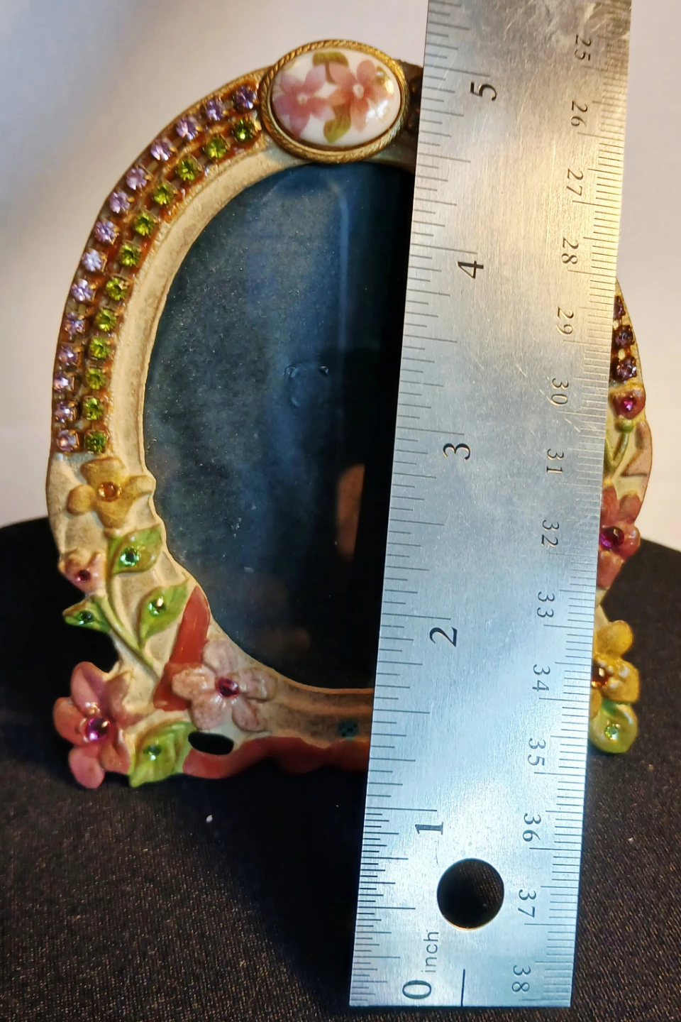 Decorative Oval Photo Frame - photo 3