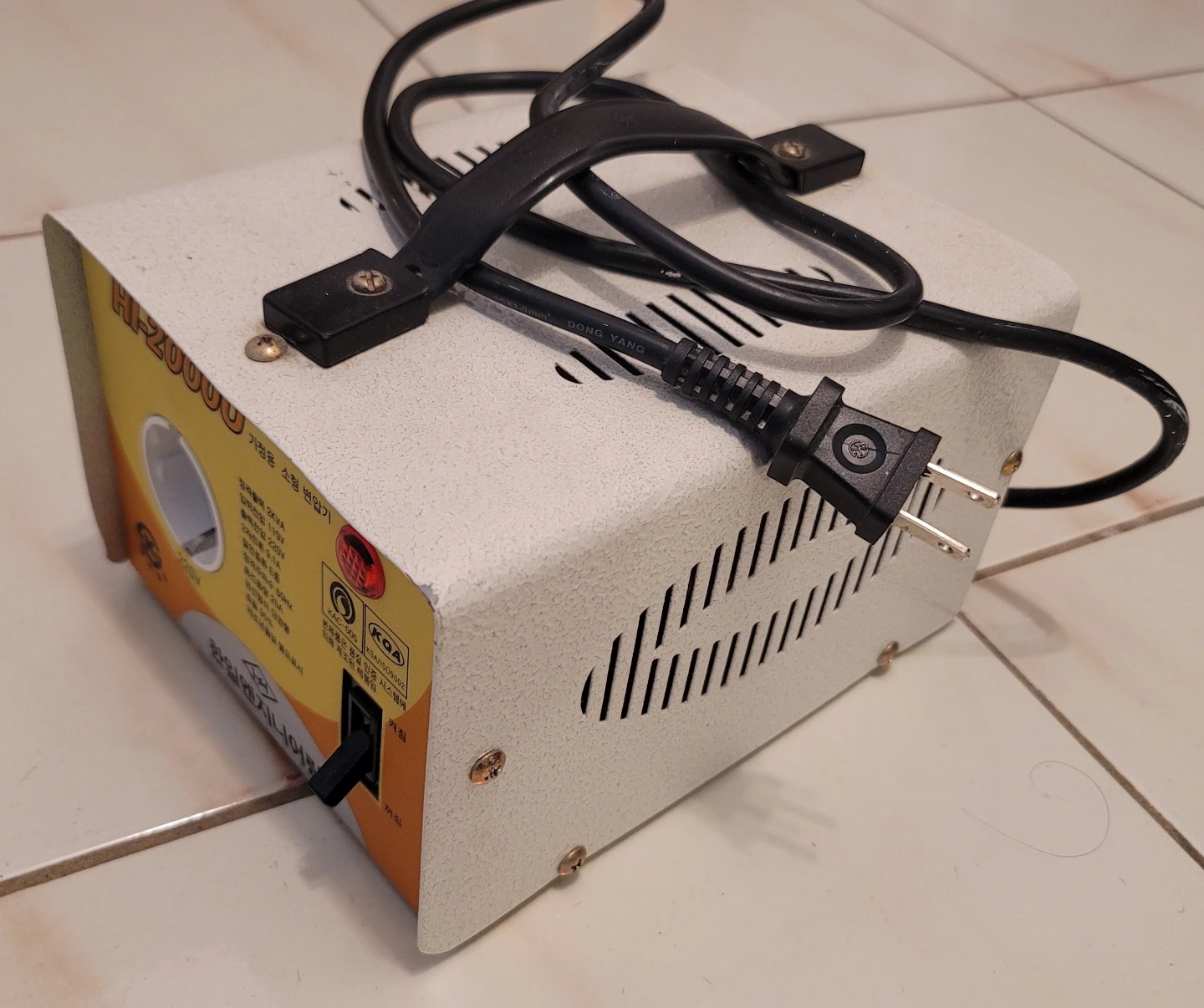 Hanil Engineering HI-2000U Step-Up Transformer - photo 2