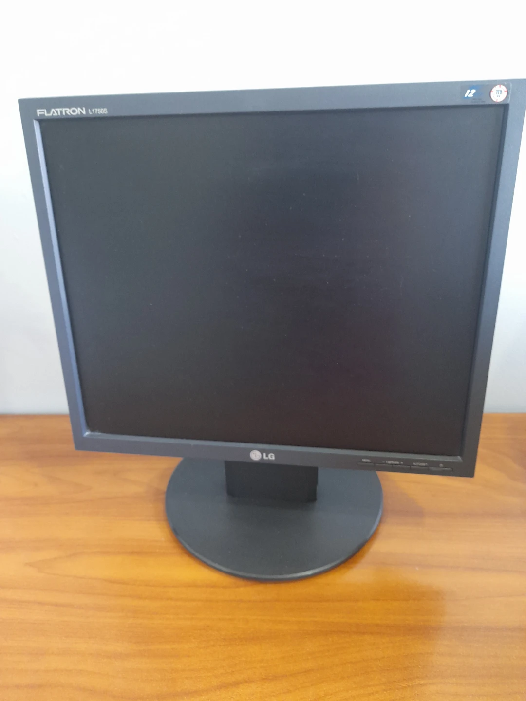 LG FLatron L1750S Monitor - photo 2