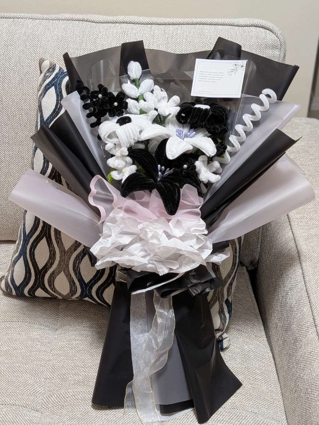 Handmade Crochet Flower Bouquet - Black & White