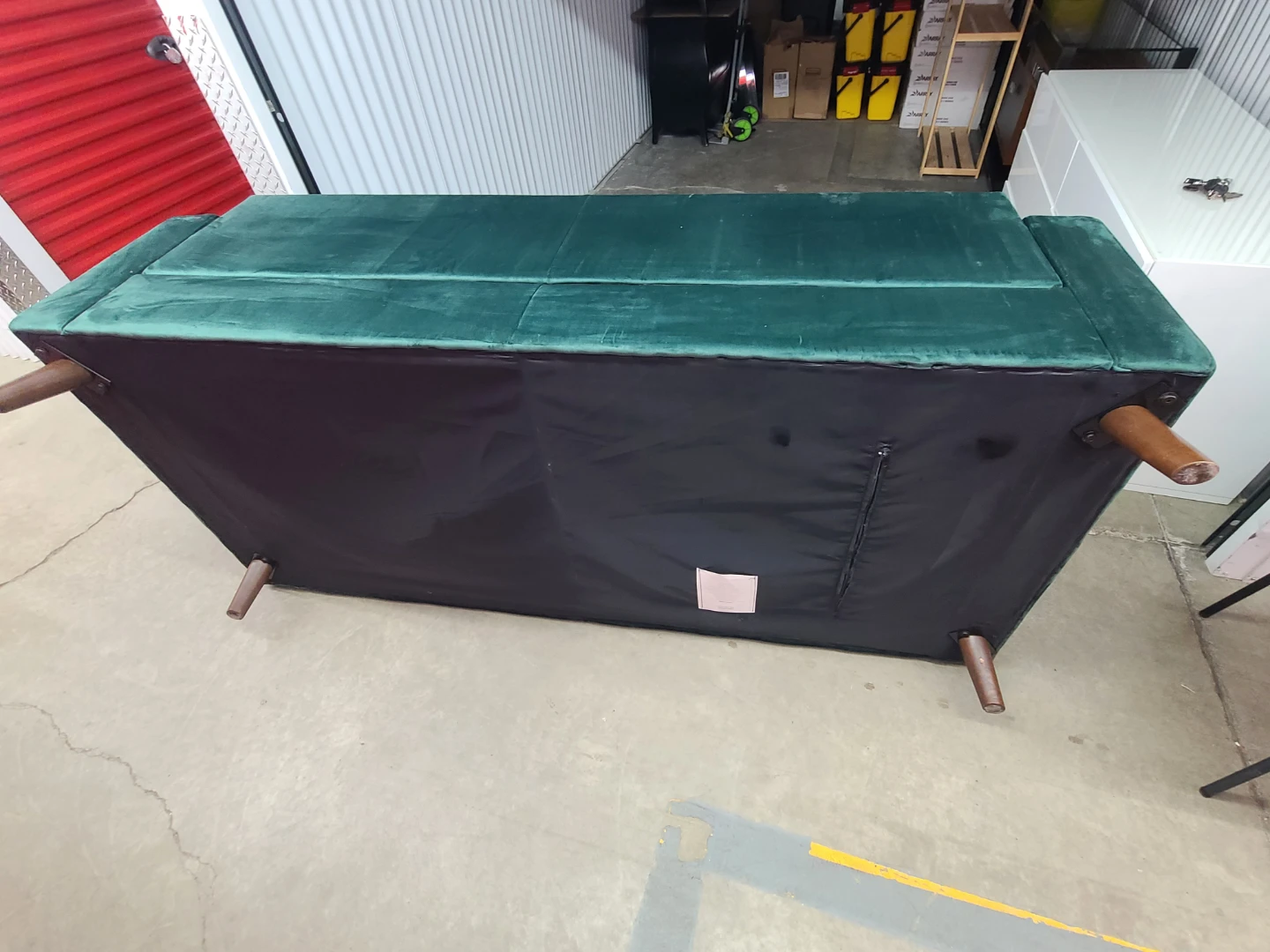 🇨🇦  Emerald  Green Velvet  Sofa - photo 5