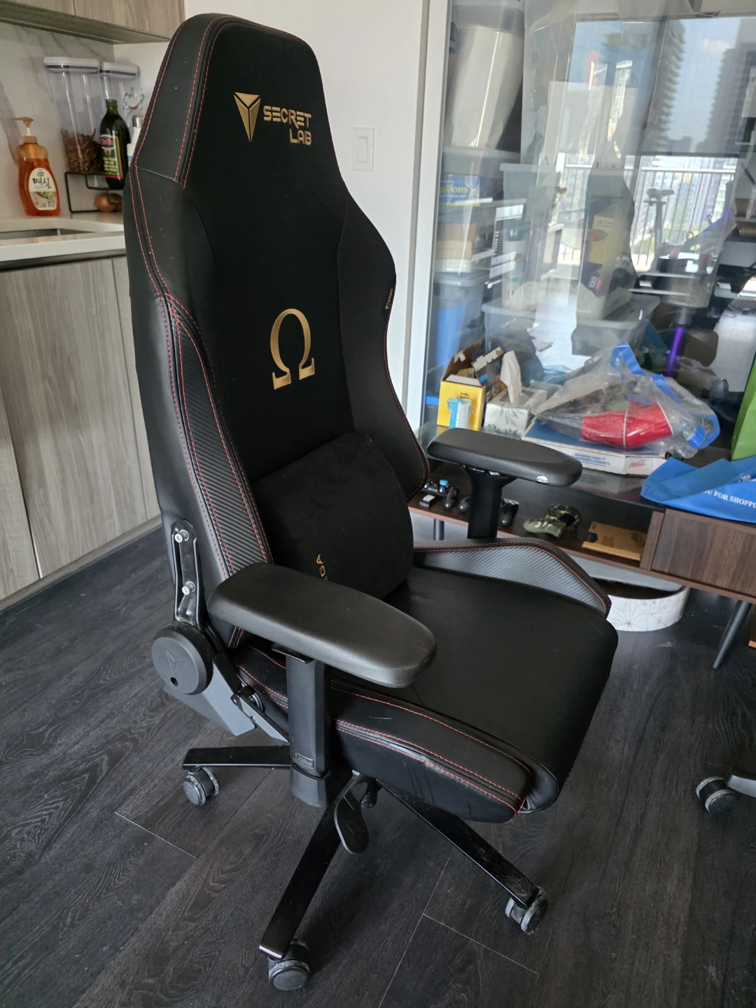 Secretlab Omega Gaming Chair - photo 2