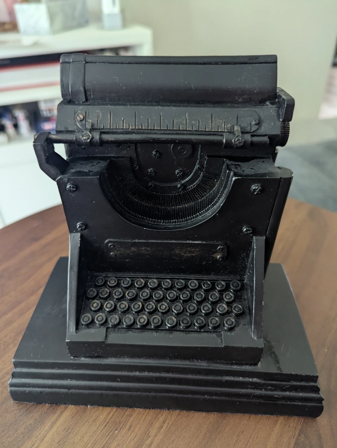 Type writer decor