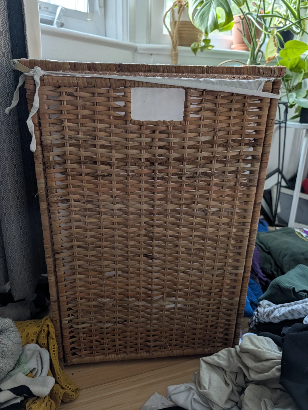 Woven Laundry Hamper with Liner