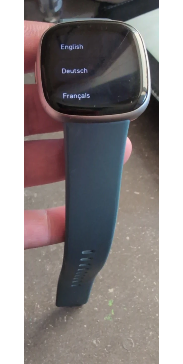 Fitbit Versa 4 Smartwatch - photo 2