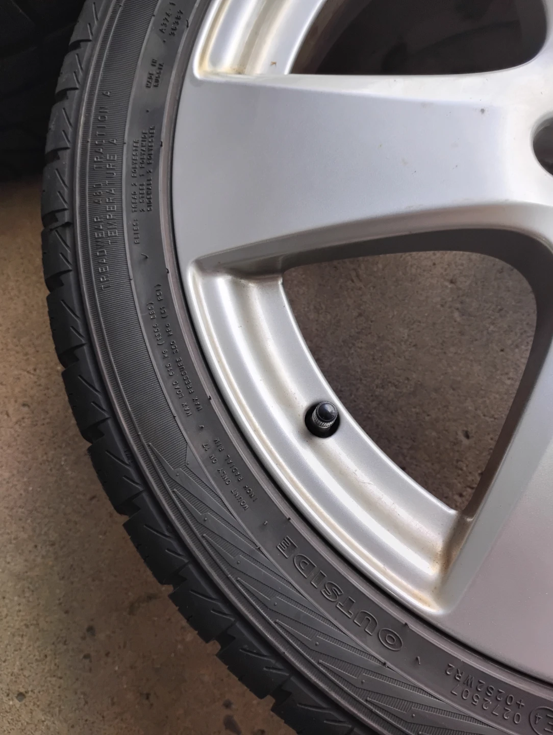 Set of 4 Nordman WR 225/45R17 tires and 5 bolt wheels - photo 5