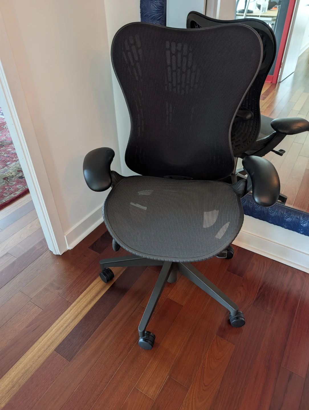 Herman Miller Mira Office Chair - photo 2