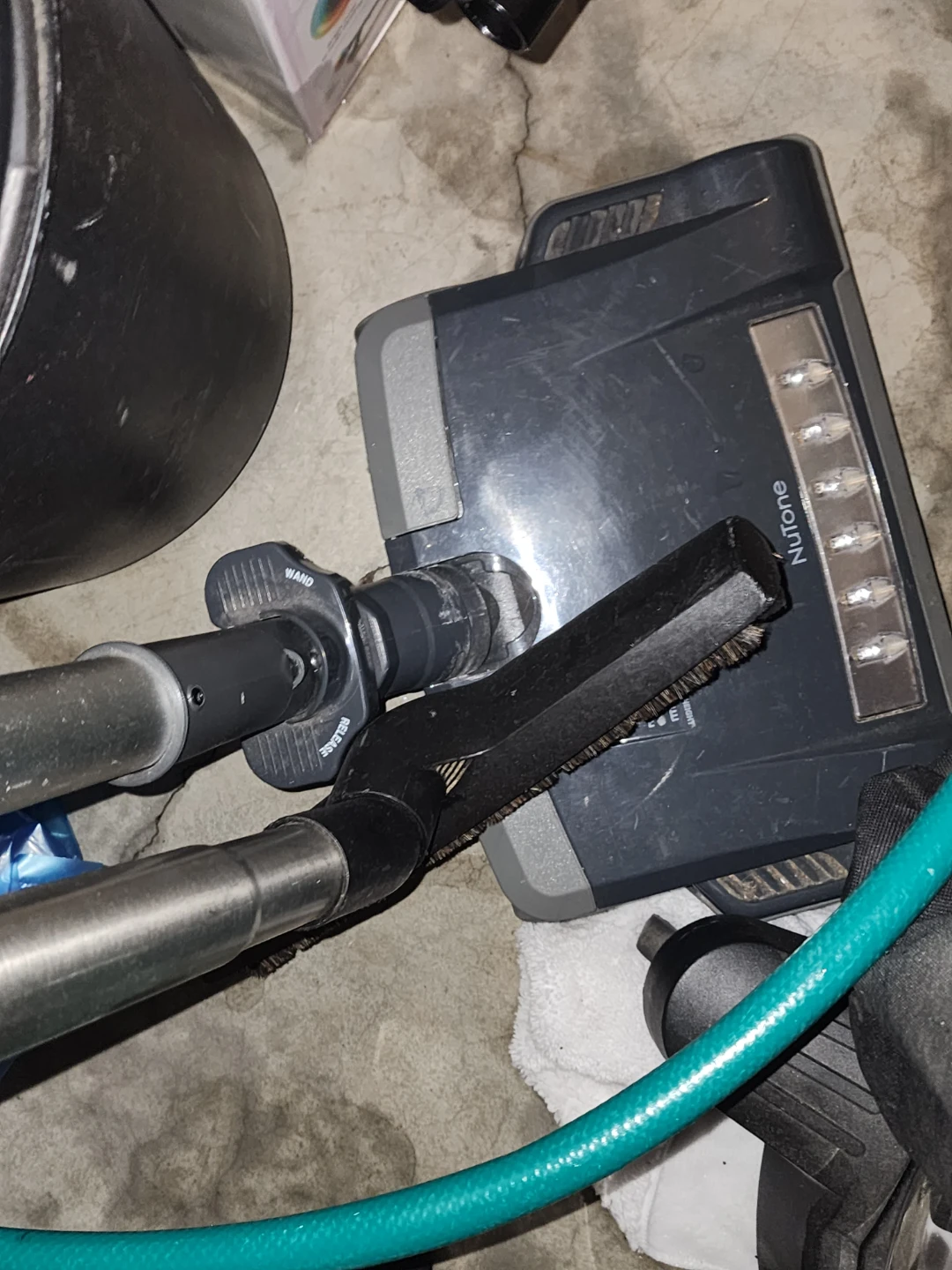 NuTone Hybrid Central Vacuum System with Accessories - photo 2