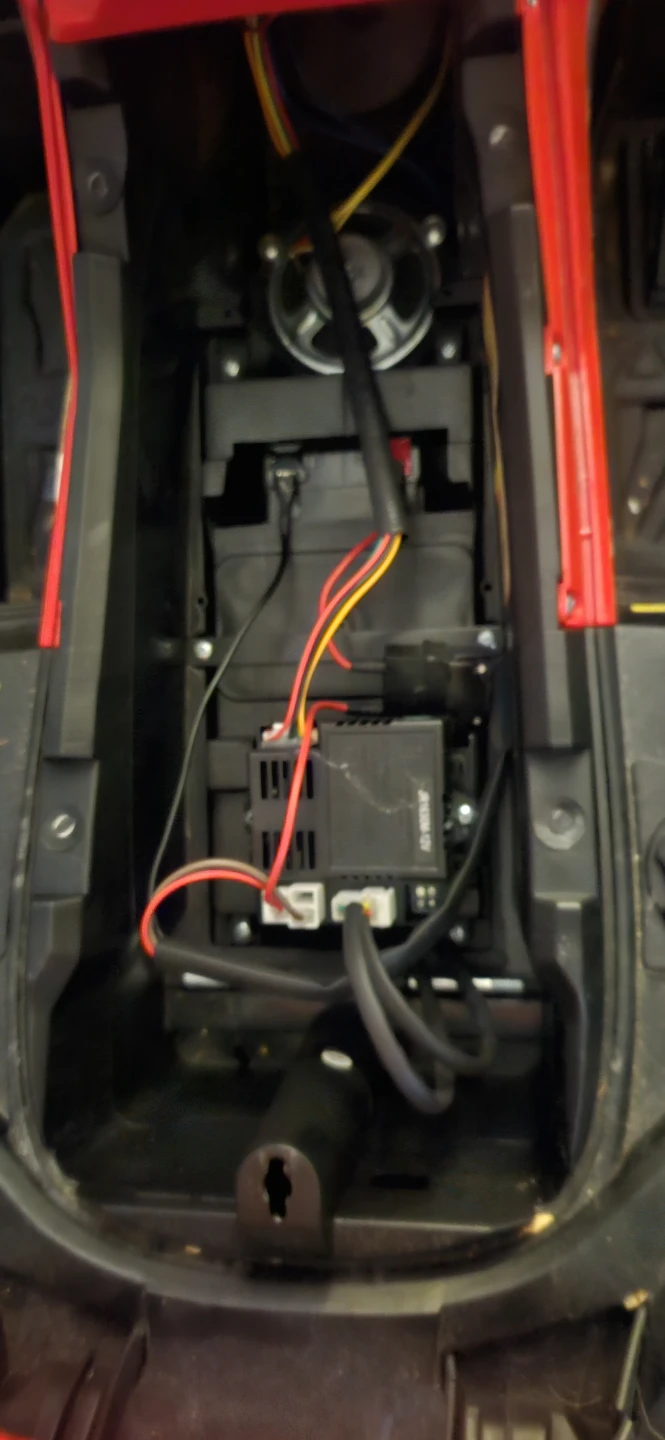 Ride-On ATV DG-8328B 12V - photo 2