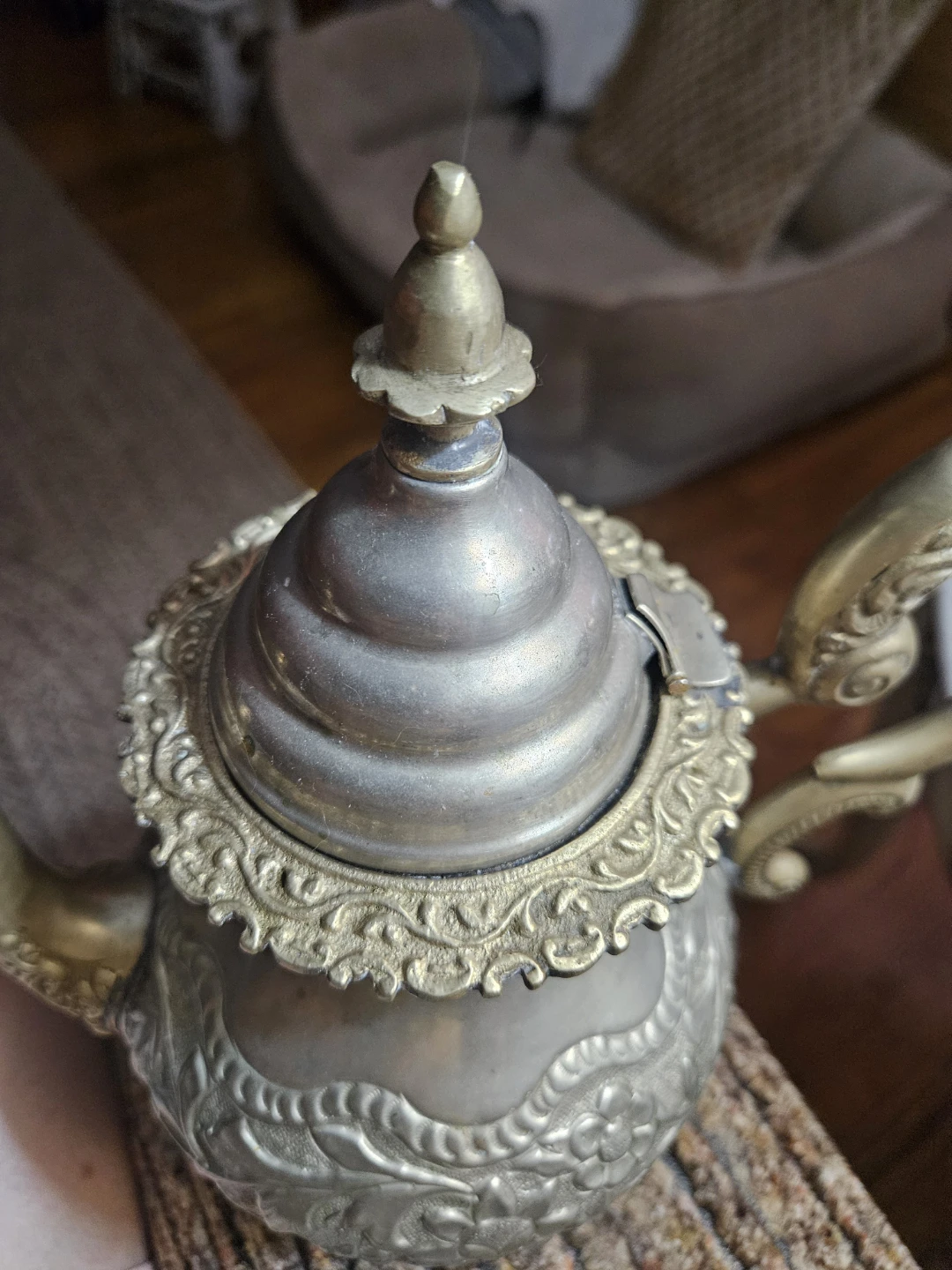 Vintage Silver Plated hand made Decorative Teapot - photo 3