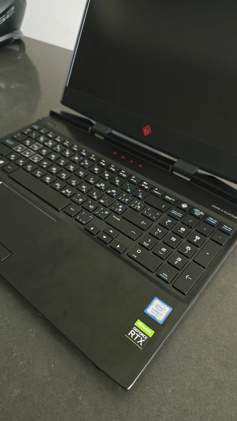 HP Omen 15 Gaming Laptop Core i7 RTX2070 - photo 2