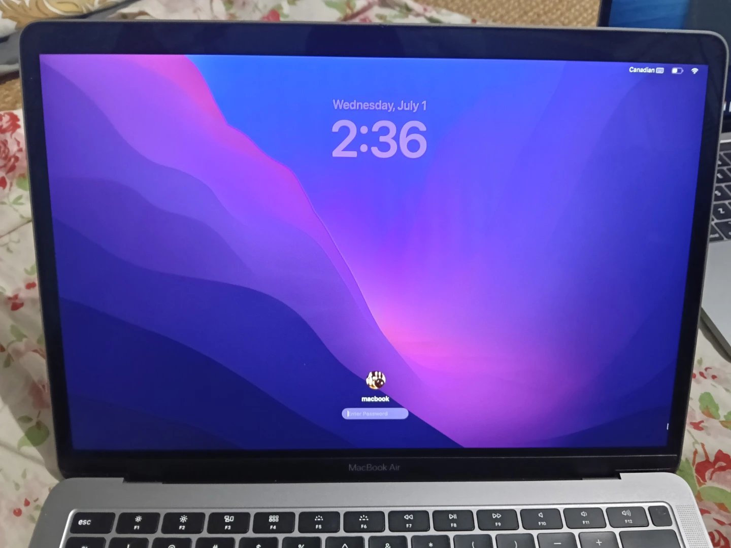 Apple MacBook Air Retina 13-inch 2018 - photo 3
